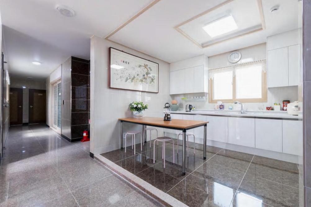 Hub Guest House Інчхон Екстер'єр фото